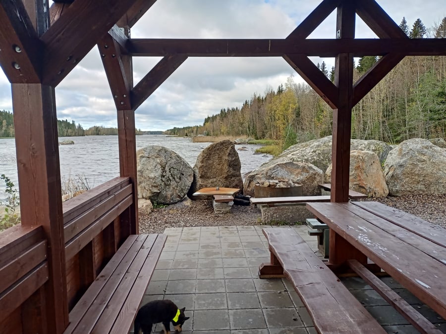 Höstvesi Laavu