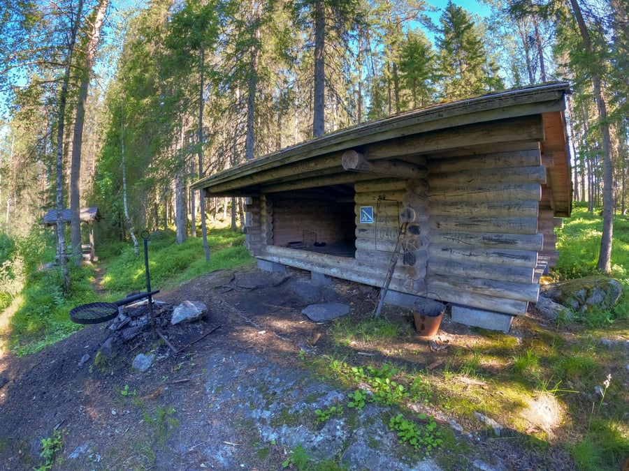 Ristikosken laavu