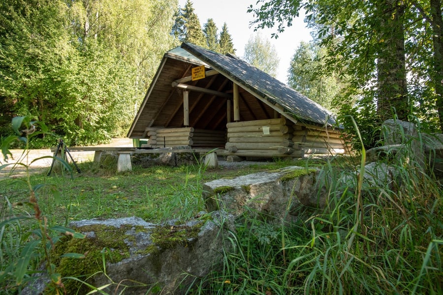 Ylämyllyn laavu