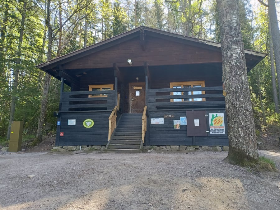Haukkalampi Haukanpesä varaussauna