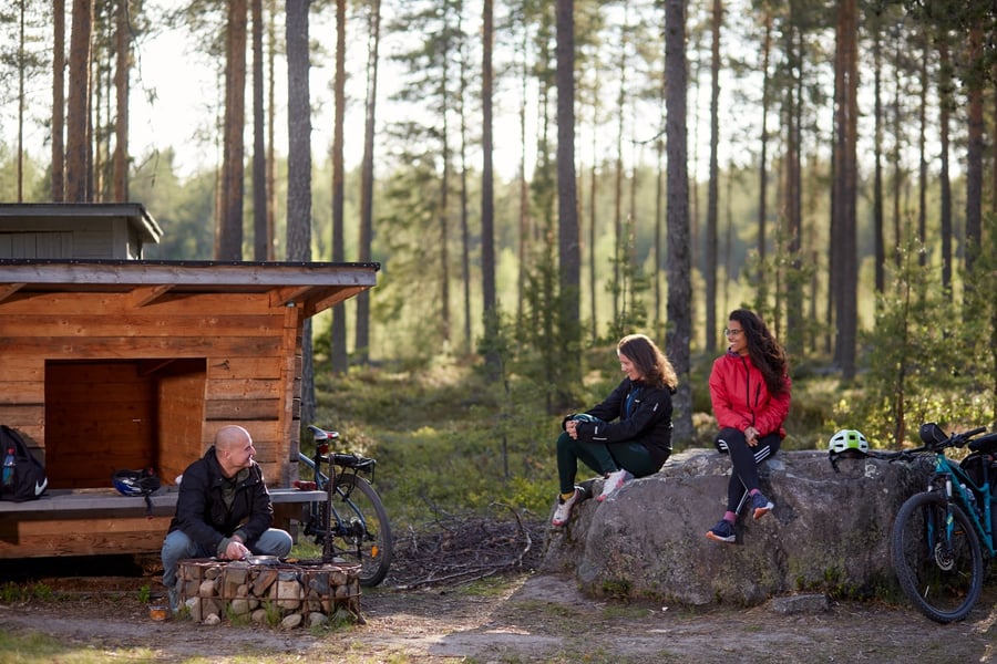 Pöytäkiven laavu
