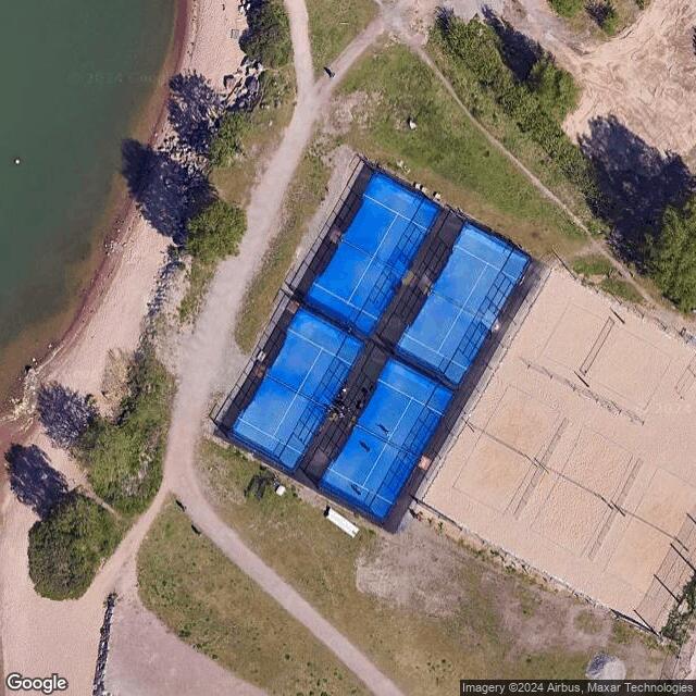 Hietsu Padel / Padelkenttäalue