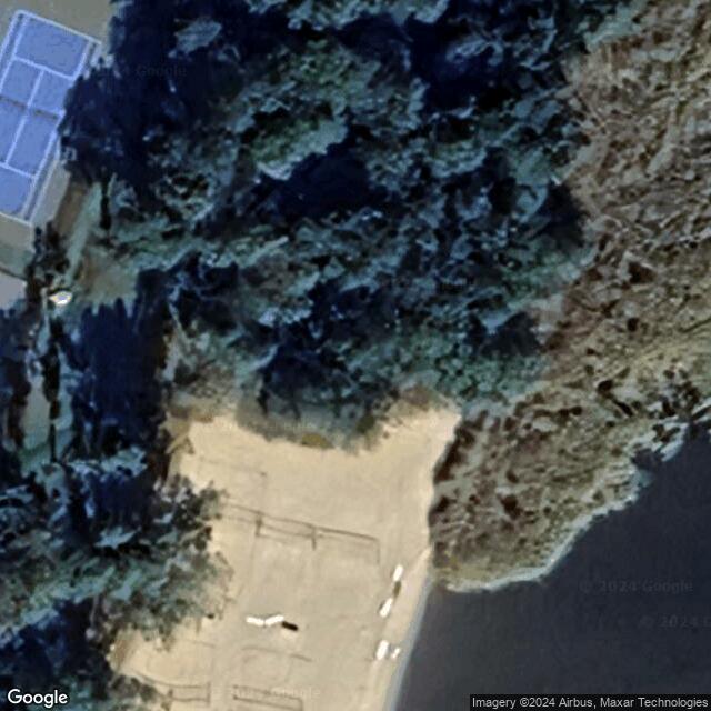 Paratiisisaaren beachvolleykenttä 6