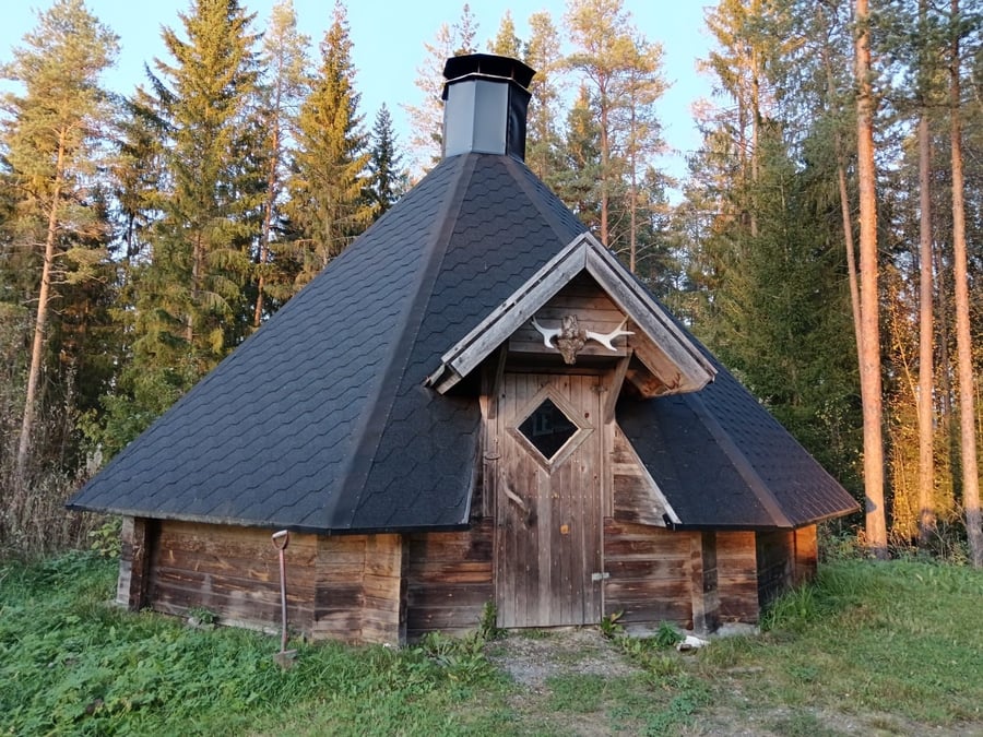 Jokikylän kylätalon kota