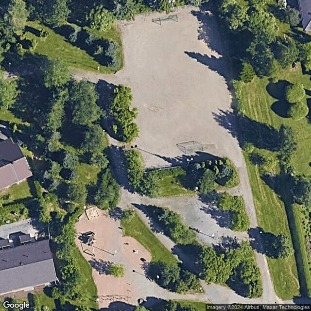 Aarikkalanpuiston luistelukenttä