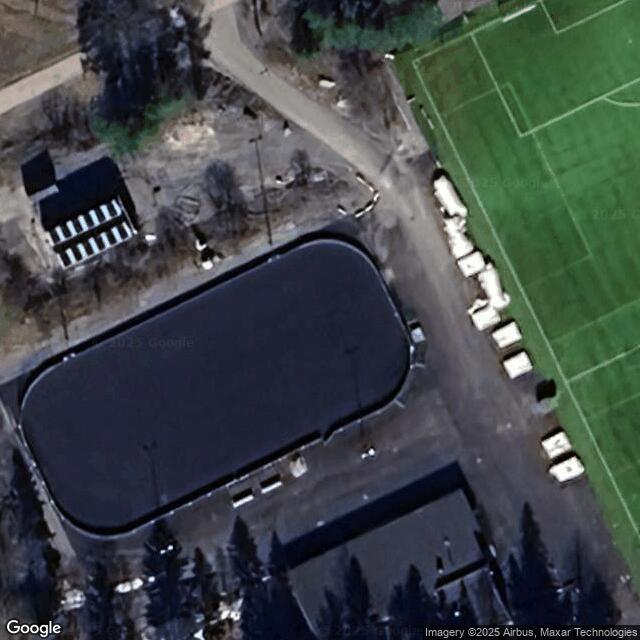 Ahvenisjärven kaukalo