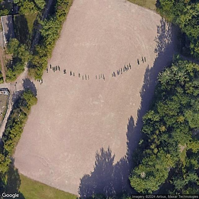 Hilapelto / Luistelukenttä