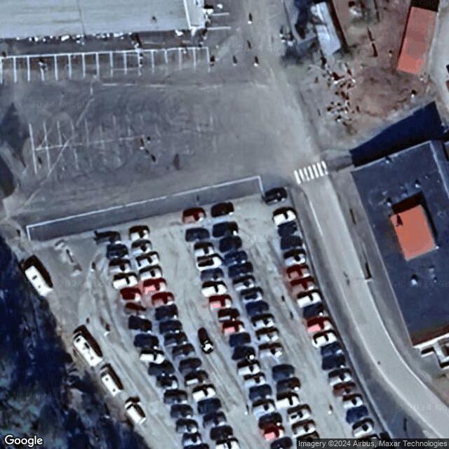 Jäähallin yläkentän luistelukenttä