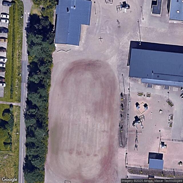 Keravanjoen koulun luistelukenttä