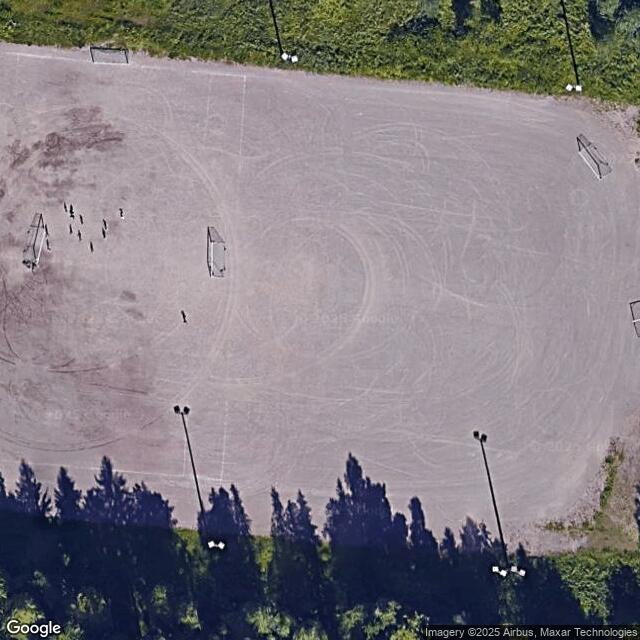 Korpikontionpuiston luistelukenttä