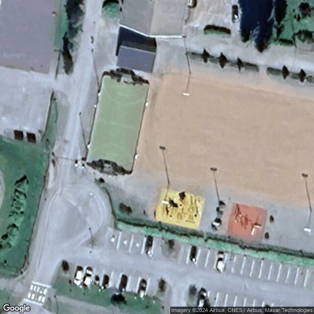 Koulukeskuksen yleisluistelualue