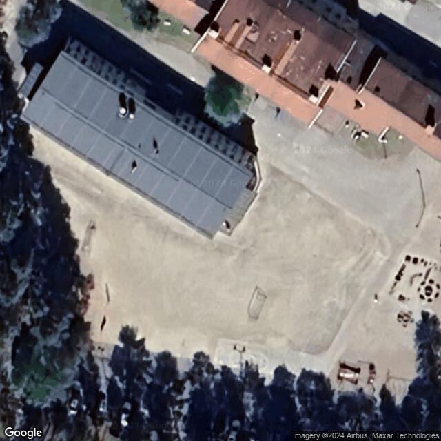 Kunnaksen koulun luistelukenttä
