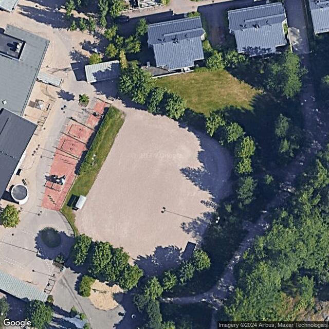 Leikkipuisto Tuorinniemi / Luistelukenttä