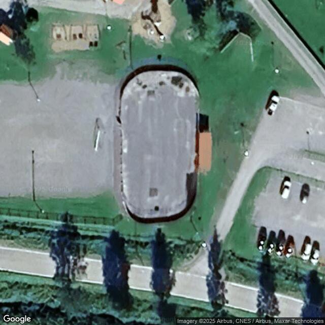 Lepplaxin koulun kaukalo