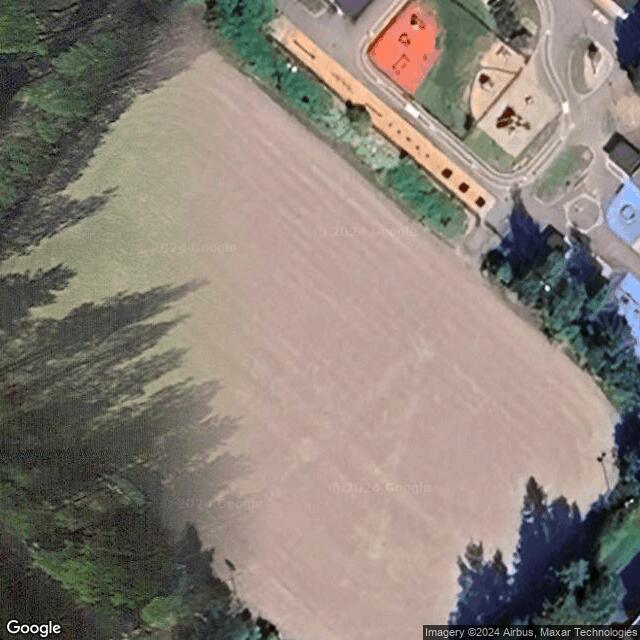 Metsäkankaan luistelukenttä