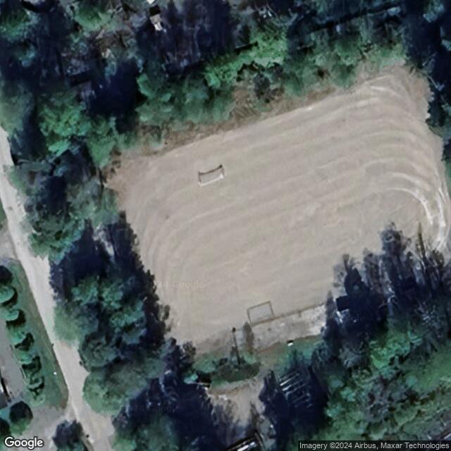 Metsäkorventien luistelukenttä