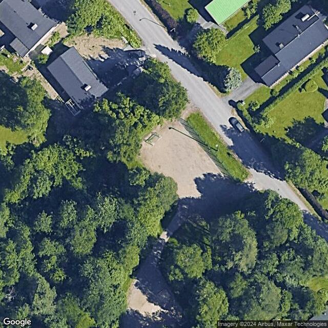 Mikkolanpuiston luistelukenttä