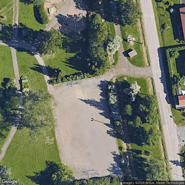 Ruotulanpuiston luistelukenttä