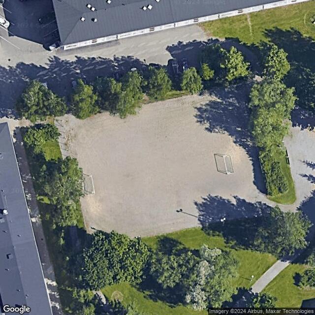 Uudenmaanpuiston luistelukenttä