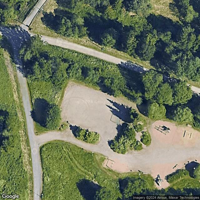 Veisunpuiston luistelukenttä