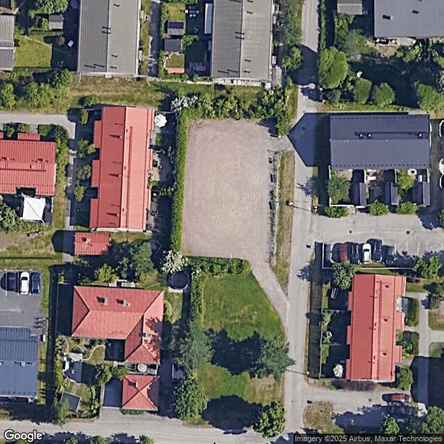 Voikukanpuiston luistelukenttä