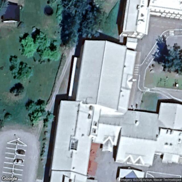 Vesilahden yläasteen kiipeilyseinä