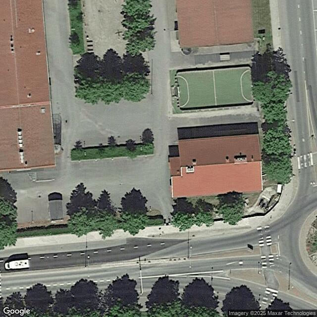 Hermannin koulun koripallokenttä