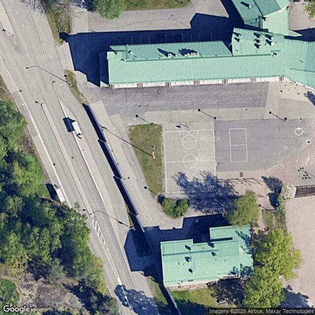 Karamalmens skolan koripallokenttä