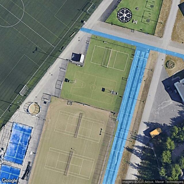 Latokartanon liikuntapuisto / Minikoripallokenttä