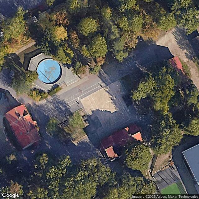 Leikkipuisto Piika / Koripallokenttä