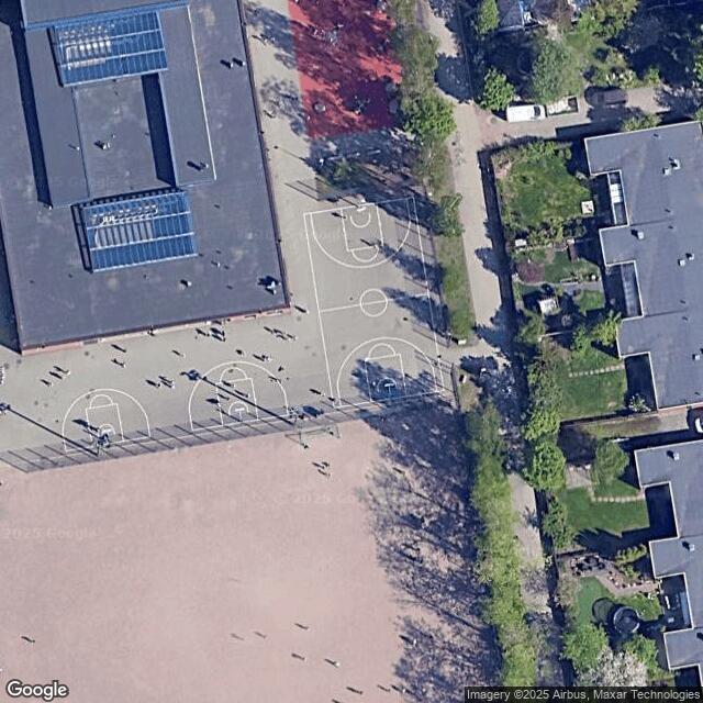 Päivänkehrän koulun koripallokenttä