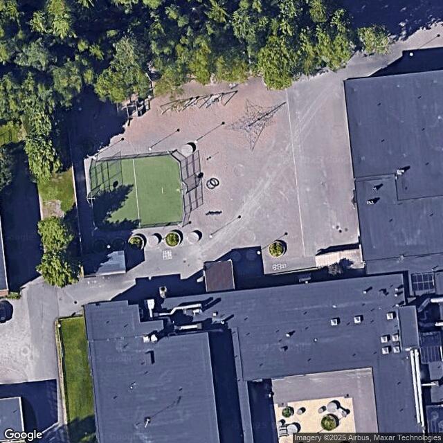 Riihikallion koulun katukoriskenttä