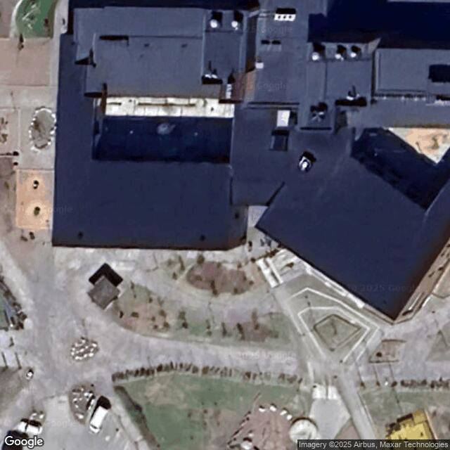Sipoonlahden koulun koripallokenttä