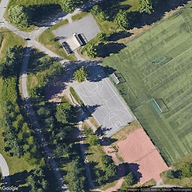 Teräsrautelan koripallokenttä
