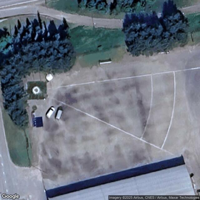 Alavuden jäähallin pallokenttä 1