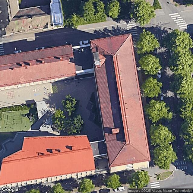 Amurin koulun liikuntasali