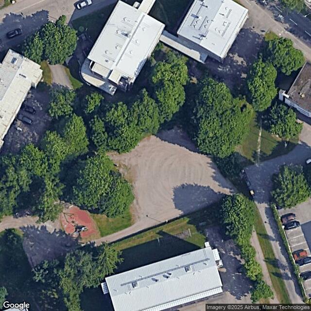Anianpellonpuisto / Hiekkakenttä