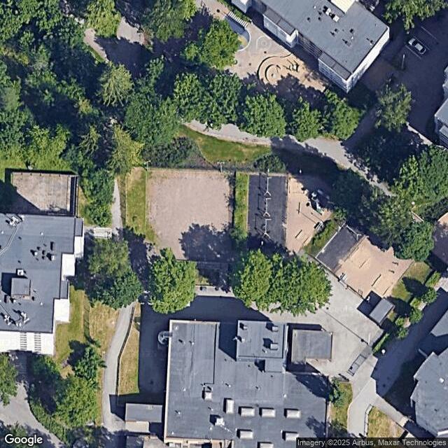 Kimokujan päiväkodin hiekkakenttä
