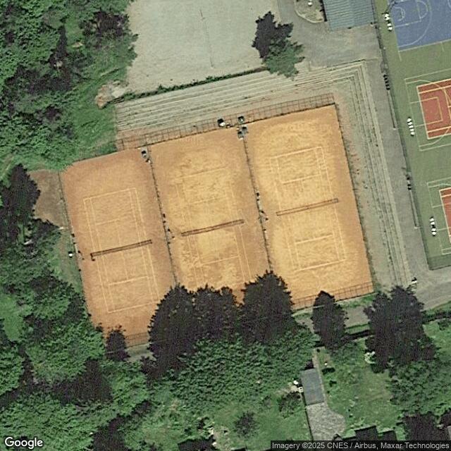 Kimpisen massatenniskentät