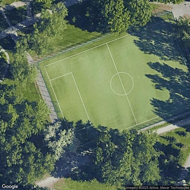 Kiovanpuiston kenttä (pohjoinen)