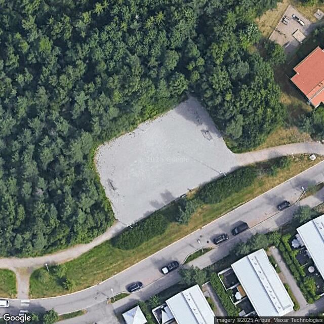 Kivikon ulkoilupuisto / Hiekkakenttä