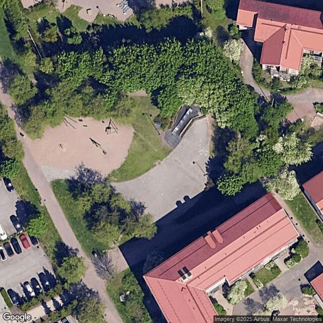 Illenpuiston skeittipaikka