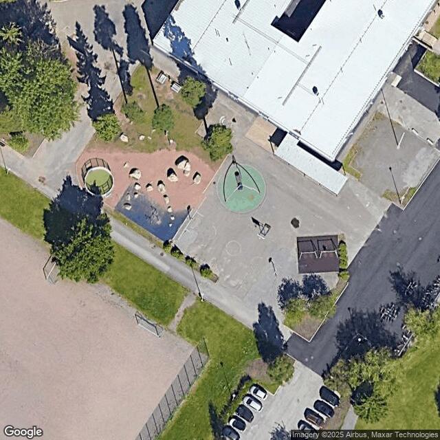 Ilpoisten koulun lähiliikuntapaikka