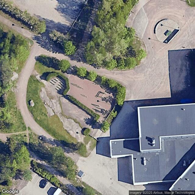 Järvenperän koulun ulkokuntoiluvälineet