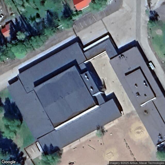 Joensuun koulun liikuntasali