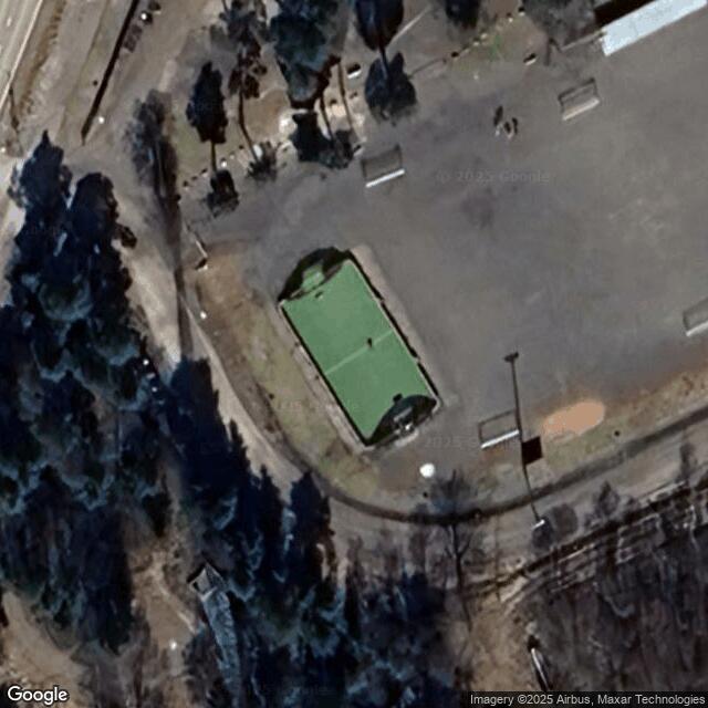 Kaaron koulun ministadion