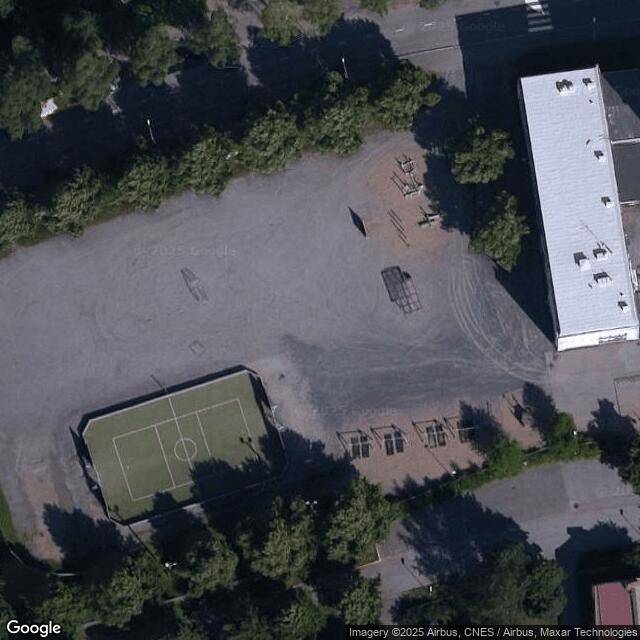 Kalevalan koulun lähiliikuntapaikka 1