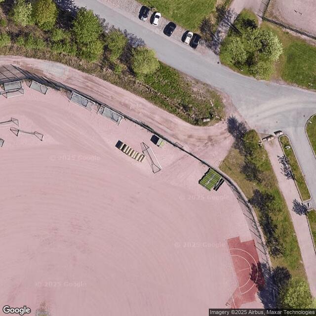 Käpylän liikuntapuisto / Hiekkakenttä