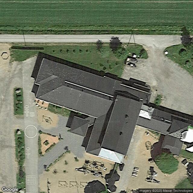 Karvsorin koulun liikuntasali