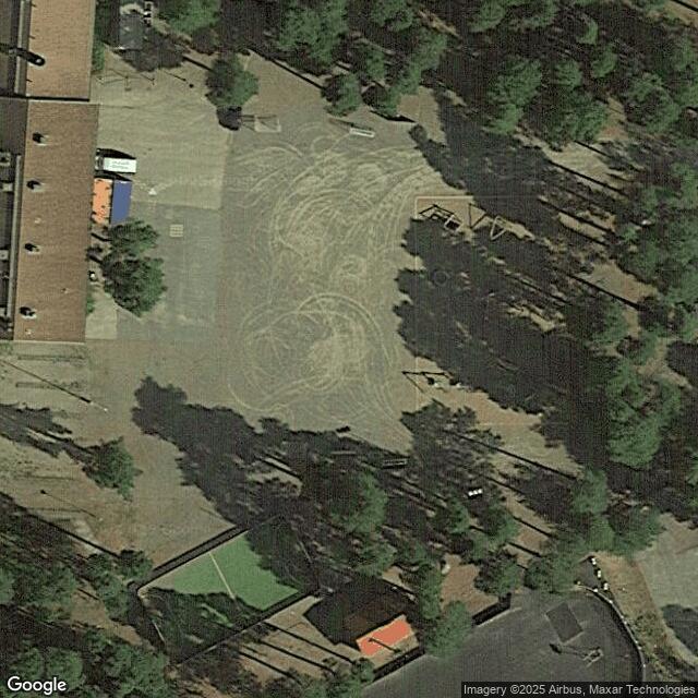 Kauttuan koulun pallokenttä